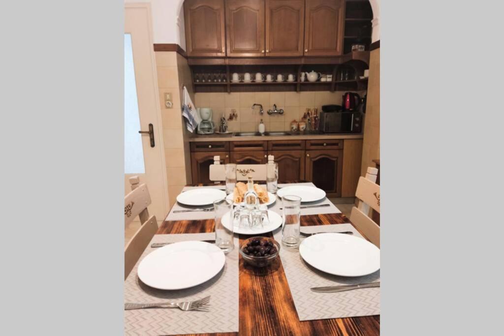 Apartment 95 M2, Center Of Sitia, Wifi, 350M Beach المظهر الخارجي الصورة