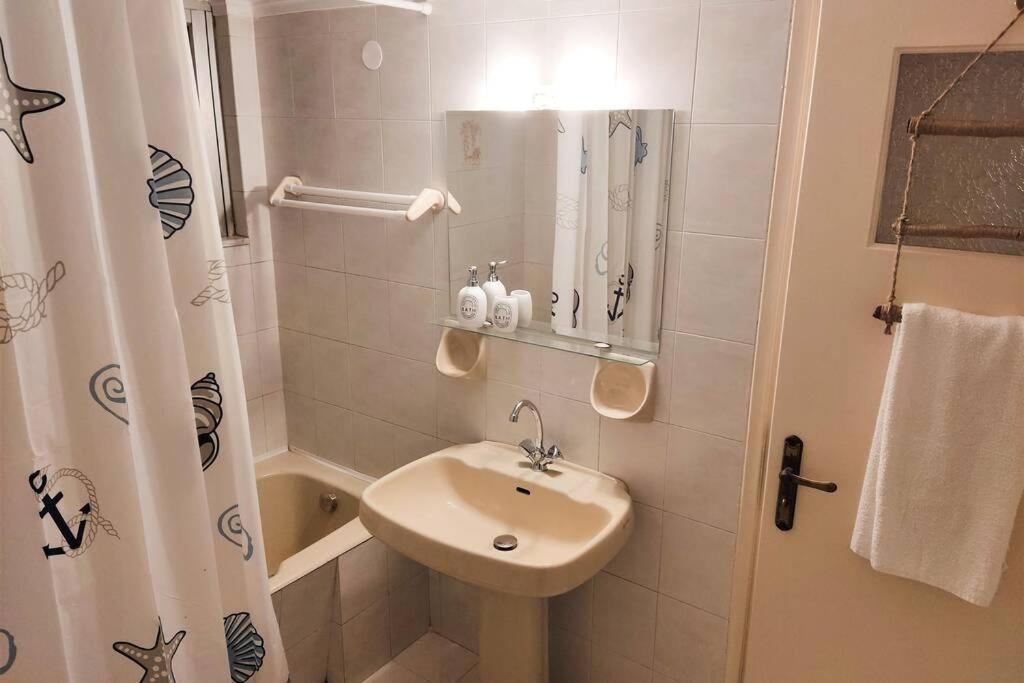 Apartment 95 M2, Center Of Sitia, Wifi, 350M Beach المظهر الخارجي الصورة